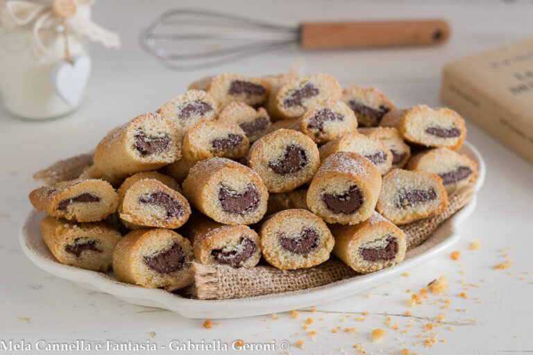 Biscottini con Nutella morbidi e golosissimi