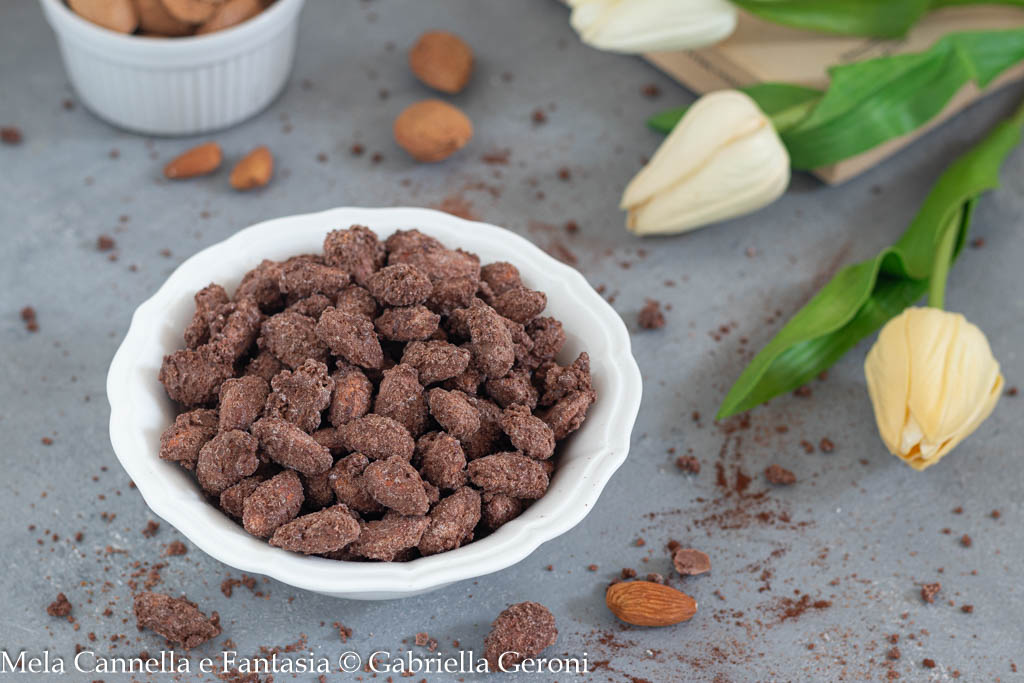 mandorle atterrate al cacao