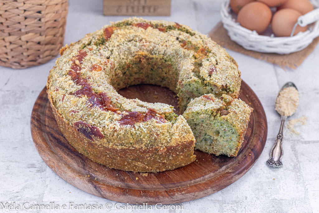 ciambella broccoli e salsiccia con provola