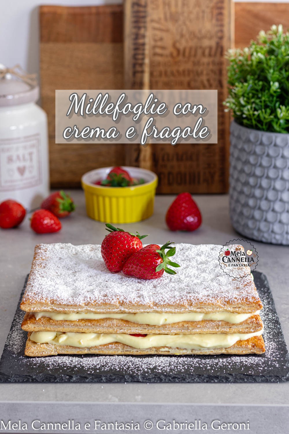 millefoglie con crema panna e fragole