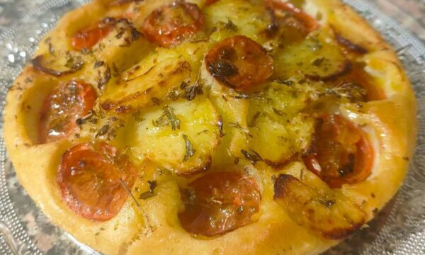 FOCACCIA POMODORI E PATATE CON IMPASTO LIQUIDO con friggitrice ad aria
