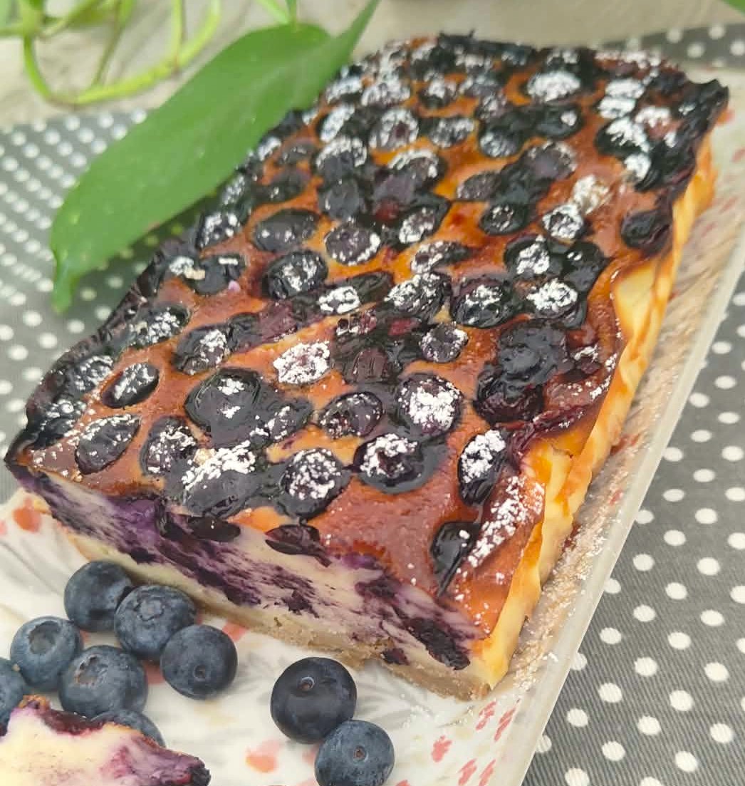 Come preparare una cheesecake leggera ai mirtilli senza lattosio