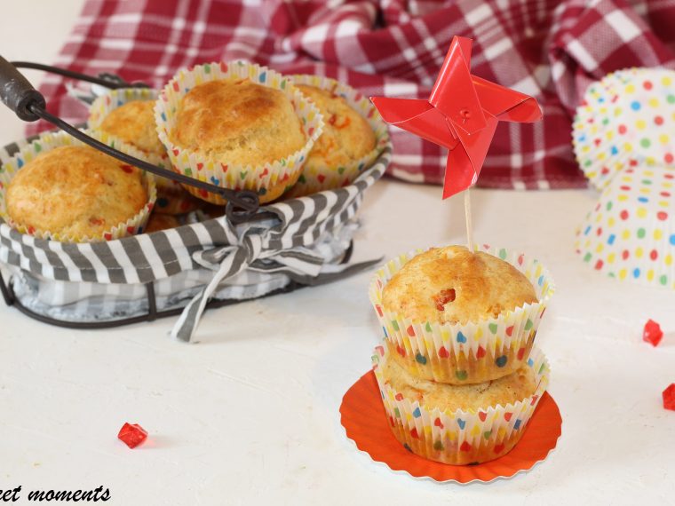 Muffin con peperoni e parmigiano