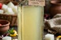 Liquore alle bucce d'anguria e menta