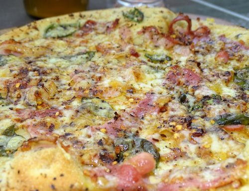 Pizza Gourmet Rustica bianca: Ricetta golosa