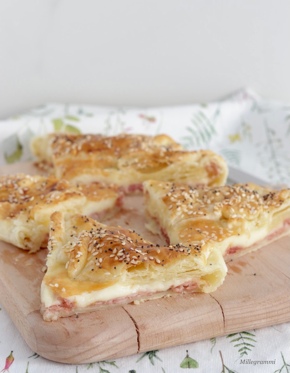 Torta salata prosciutto cotto e scamorza il salvacena perfetto