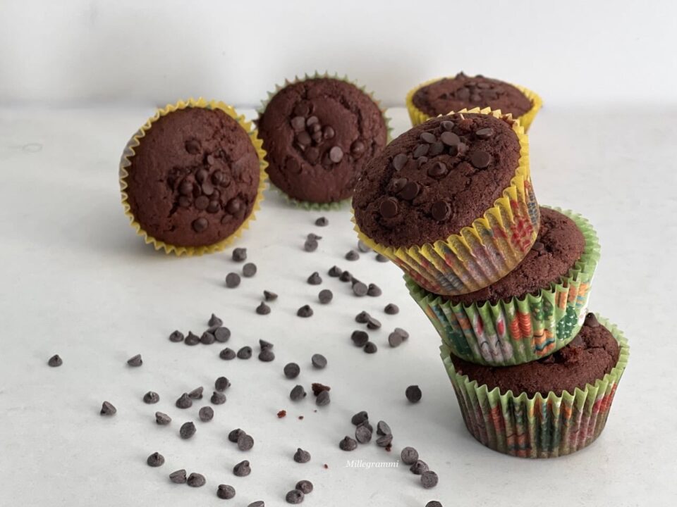 muffin agli albumi al cioccolato