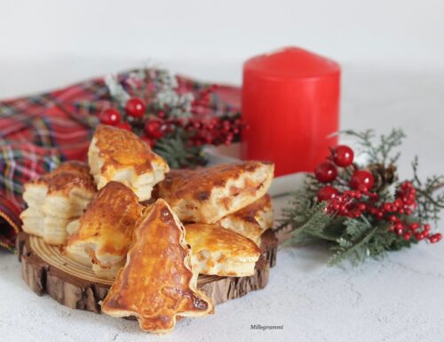 Alberelli di pasta sfoglia, l’antipasto facile e saporito di Natale