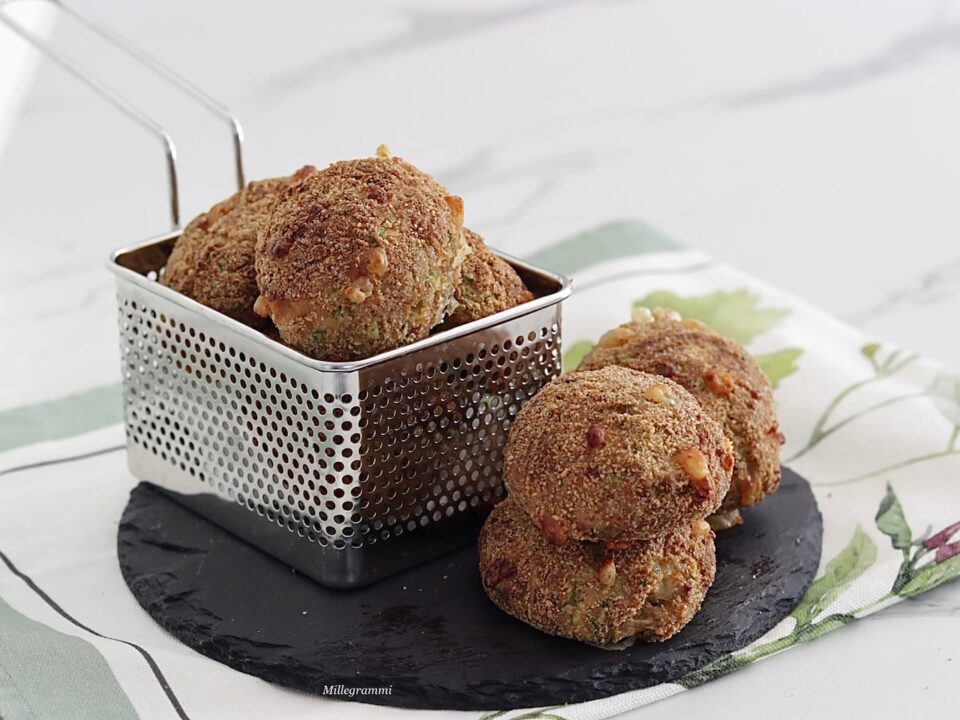 polpette di zucchine croccanti in friggitrice ad aria