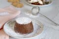 Tortino freddo alle gocciole: il tortino perfetto esiste, senza cottura, cremoso e con un cuore segreto