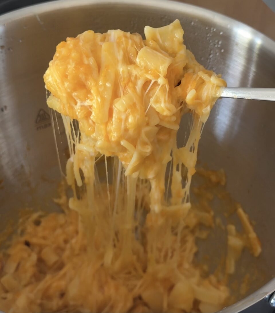 Pasta e patate napoletana con la provola di Millegrammi preparata con il Cooking Chef XL