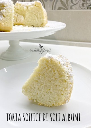 torta soffice di soli albumi