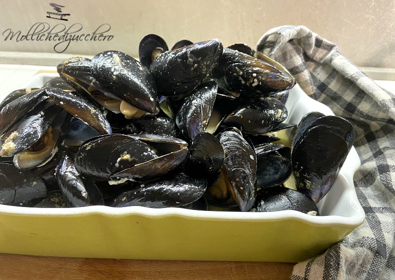 cozze al gorgonzola