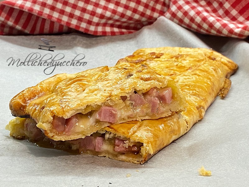 strudel salato con formaggi
