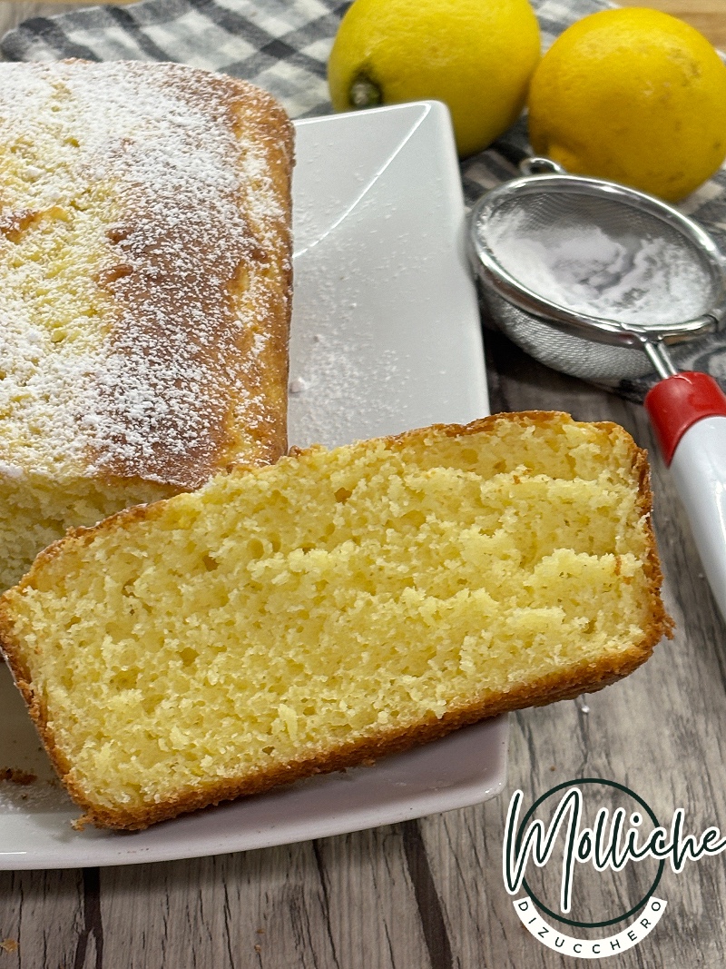 Plum-cake soffice al limone