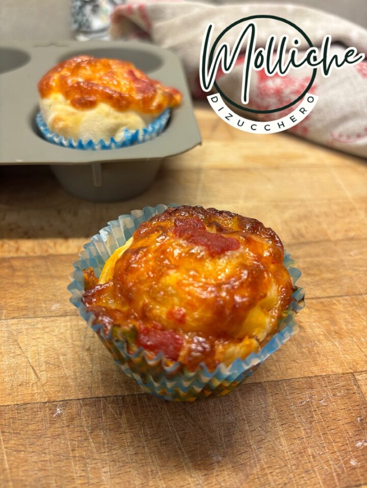Pizza muffins