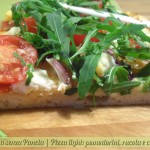 Pizza pomodorini rucola e caprino, ricetta light, Mangia senza Pancia