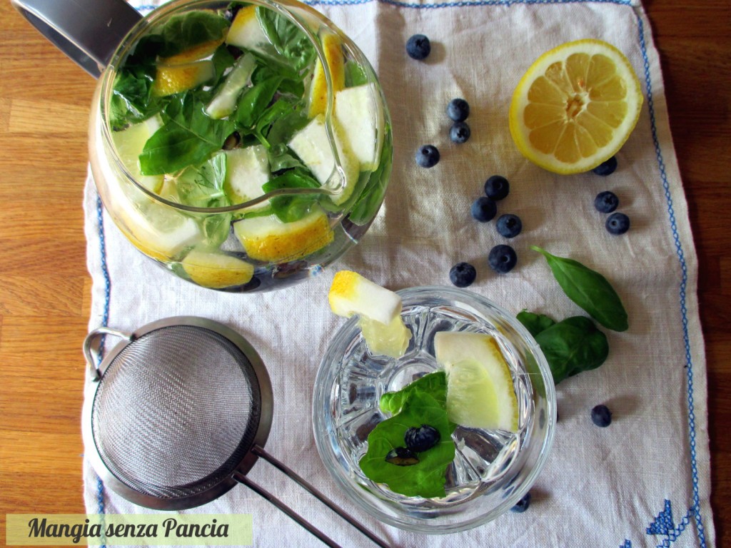Bevanda depurativa basilico e limone, Mangia senza Pancia