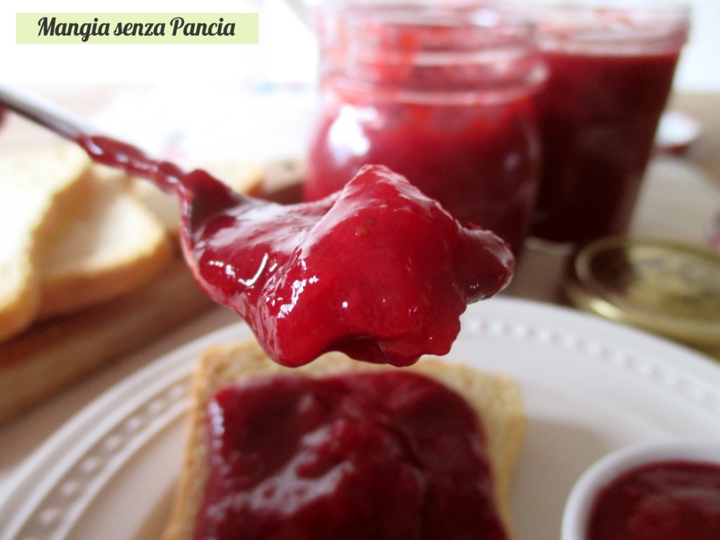 Composta di fragole agli agrumi