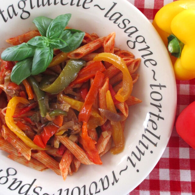 Pasta integrale con peperoni light, Mangia senza Pancia