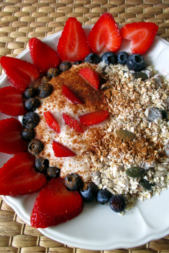 Muesli con yogurt e frutta, Mangia senza Pancia