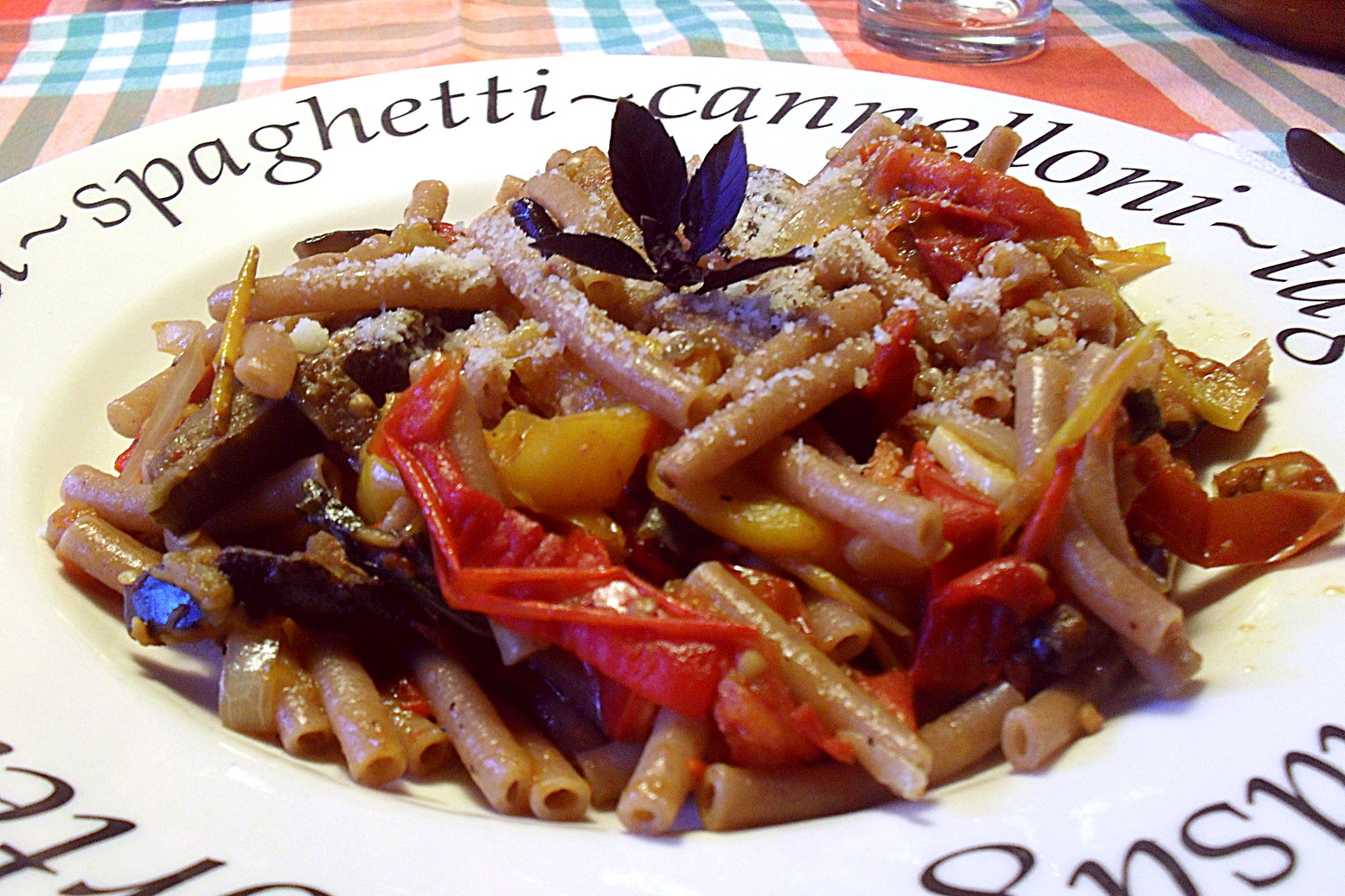 Pasta con peperoni e melanzane, Mangia senza Pancia