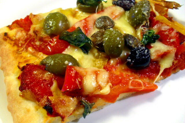 Pizza peperoni e olive light
