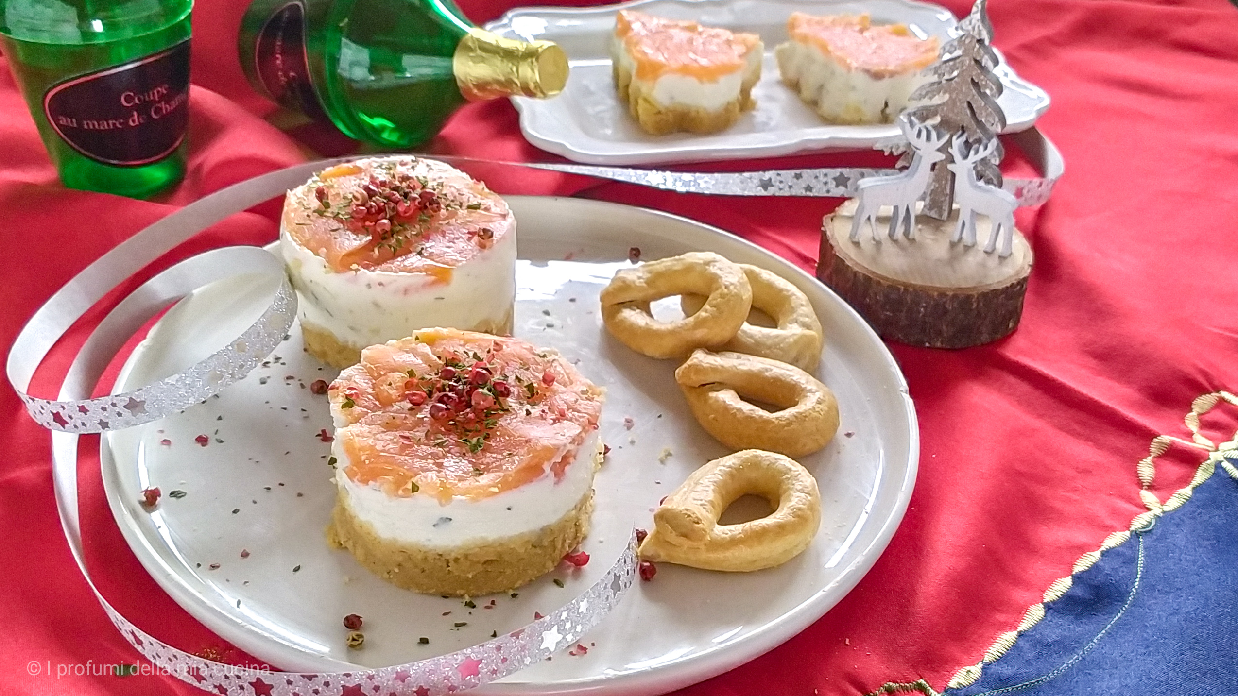 mini cheesecake con salmone