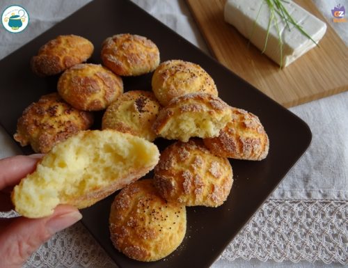 Gonfiotti allo stracchino / ricetta panini senza glutine e senza lievito