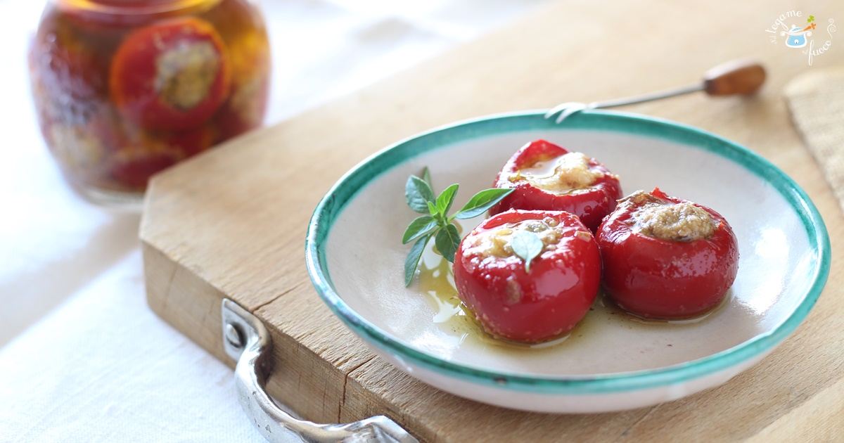 Peperoncini Ripieni Con Tonno Acciughe E Capperi