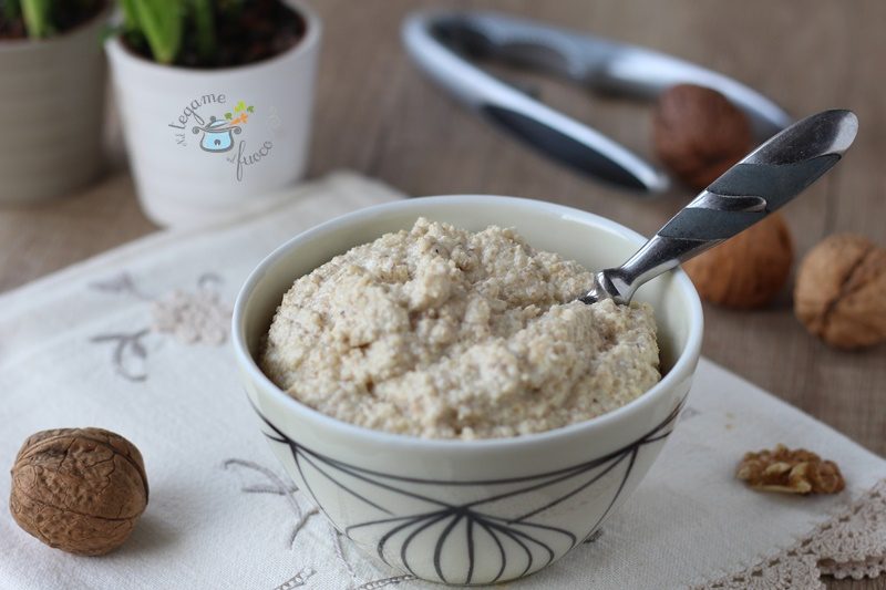 Salsa di noci – ricetta senza panna e senza aglio –