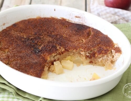 Torta di mele senza uova in microonde