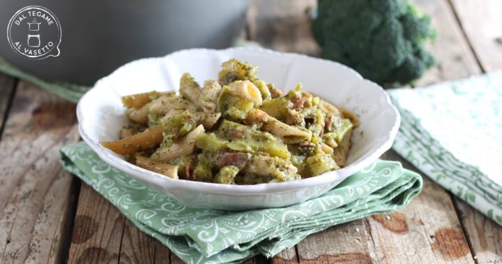 Pasta e broccoli nella multicooker