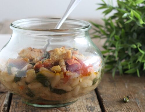 Zuppa di cannellini e spinaci in vasocottura