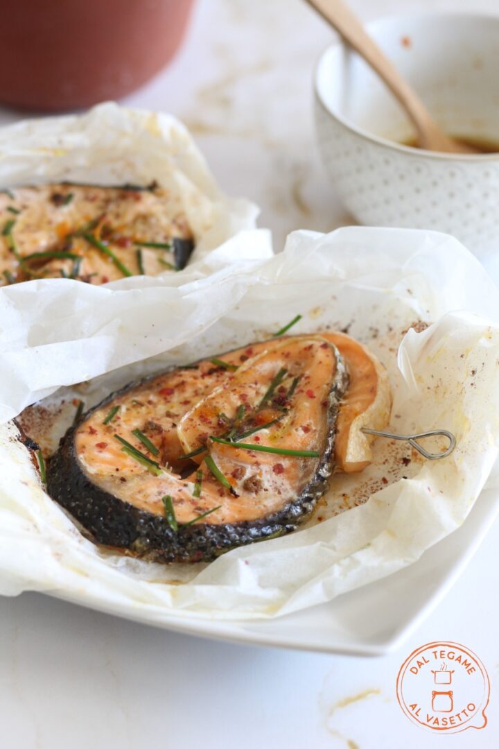 Salmone al cartoccio in microonde