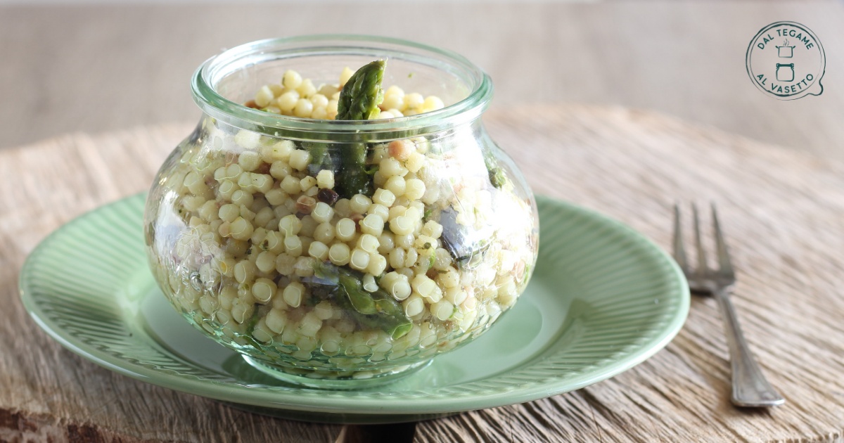 Fregula con asparagi in vasocottura