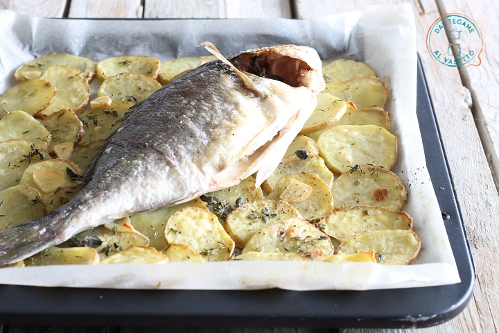 Orata con patate in microonde