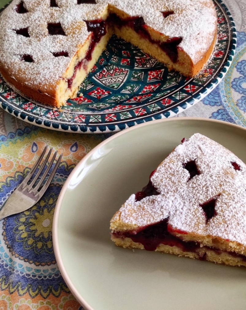 Crostata versata alla marmellata