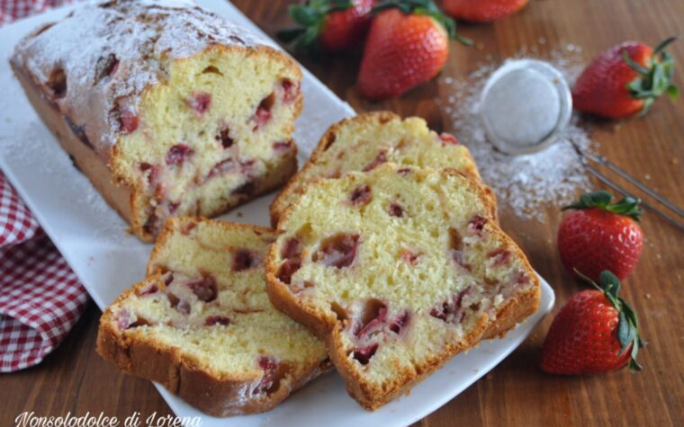 Plumcake di fragole allo yogurt
