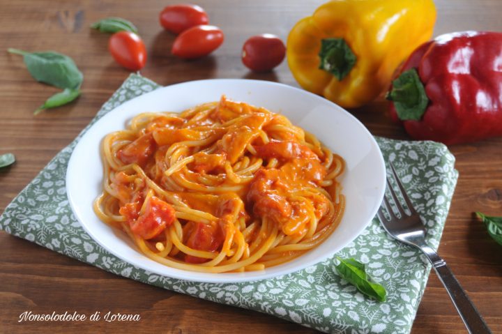 Spaghetti cremosi ai peperoni
