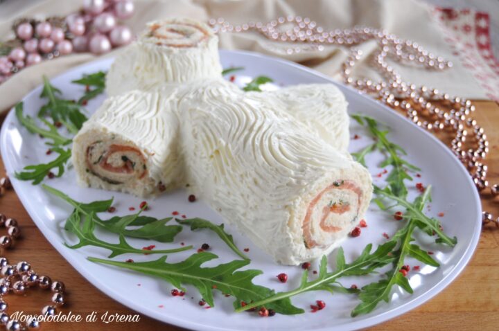 tronchetto di Natale al salmone 