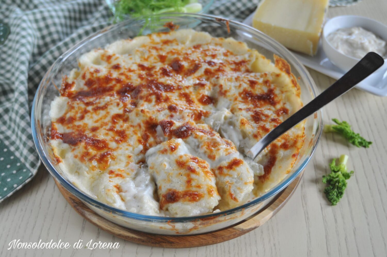 finocchi gratinati con besciamella e montasio