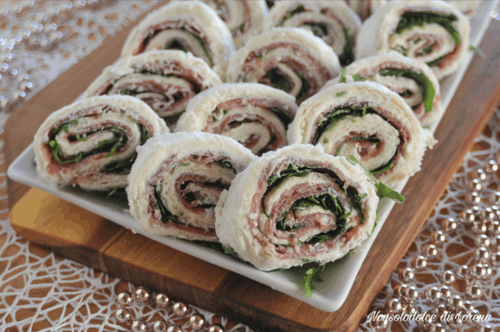 girelle di tramezzini al salame e rucola