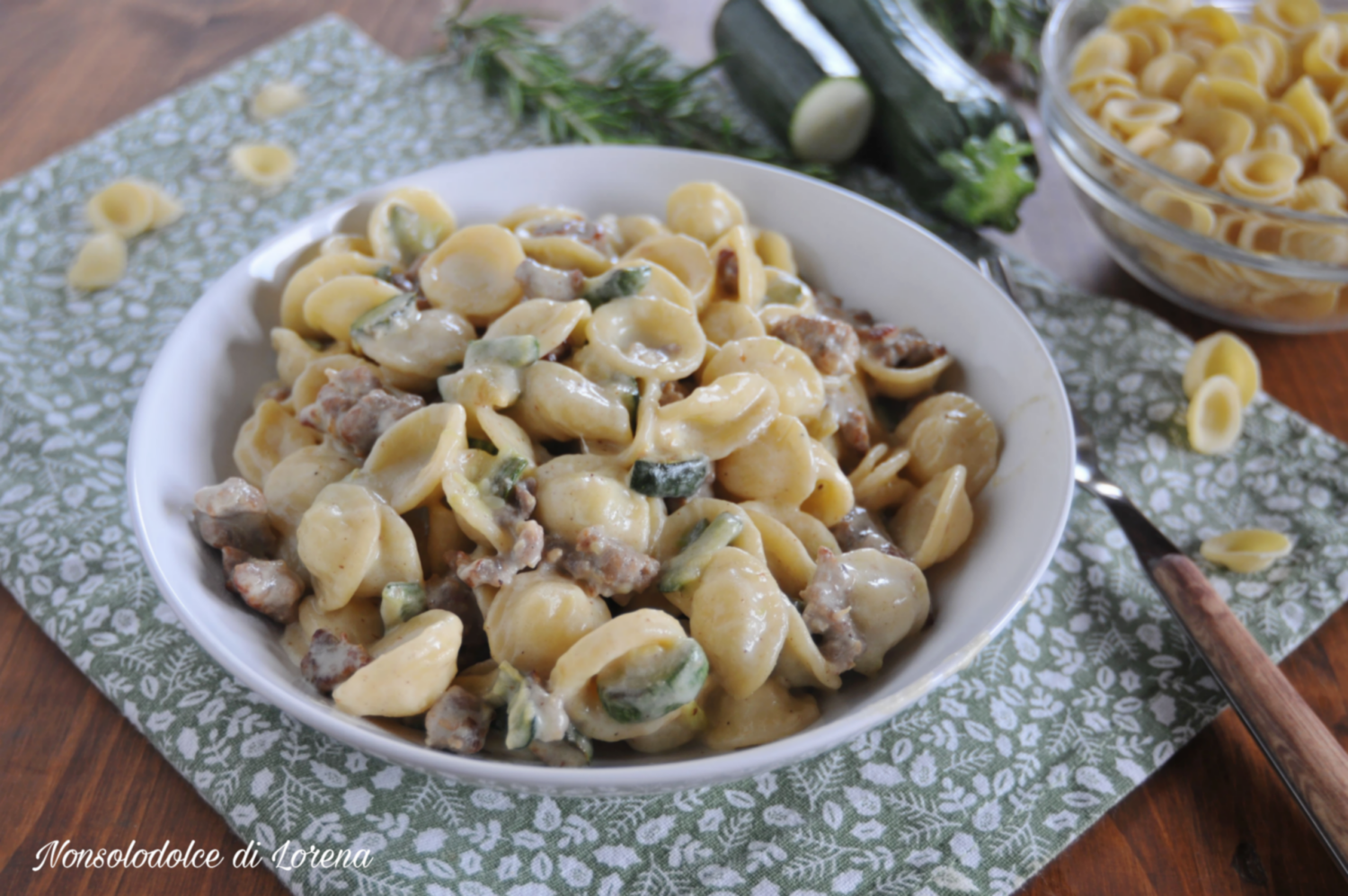orecchiette con salsiccia zucchine e philadelphia