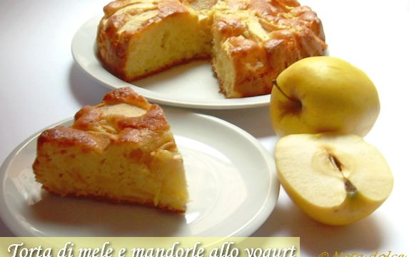 Torta di mele e mandorle allo yogurt ricetta senza burro