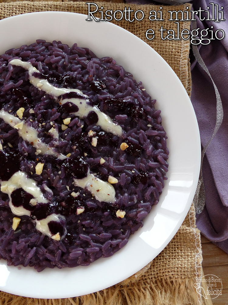 Risotto ai mirtilli e taleggio • Profumo di biscotti, odore di felicità