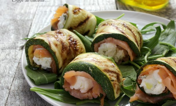 Rotolini di zucchine e salmone