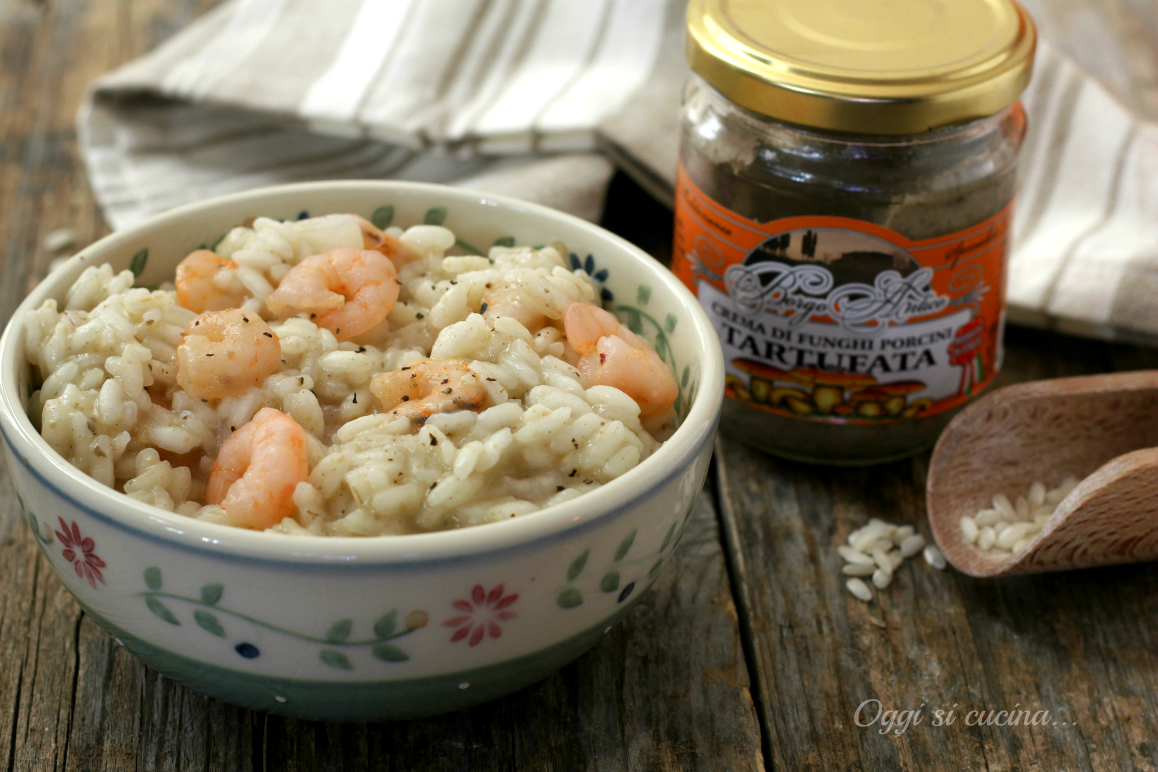 Risotto alla crema di funghi tartufata e gamberetti