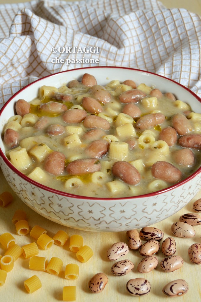 Pasta e fagioli SEMPLICE - ricetta della nonna gustosa e facile