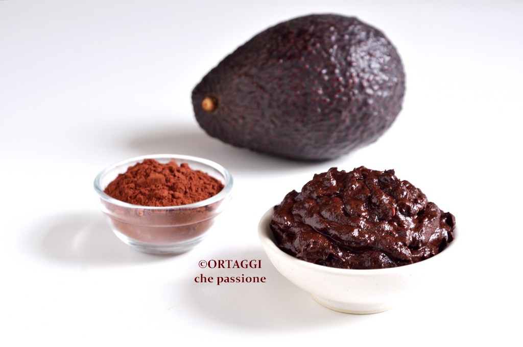 mousse avocado e cacao light - budino vegan
